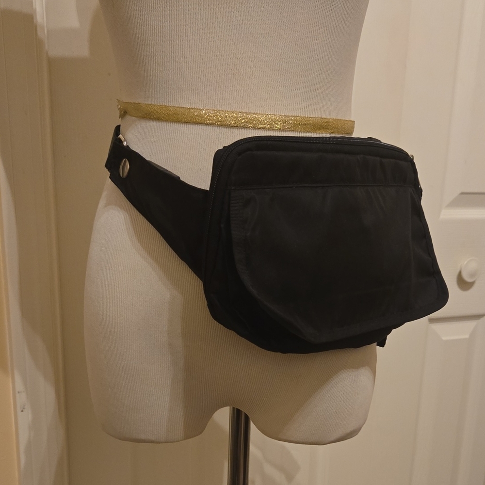 NWOT Malboro Vintage Waist Bag /Fanny Pack